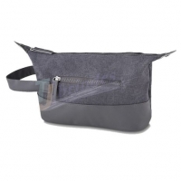 Necessaire Nylon com detalhes em Couro Sinttico Personalizada 
